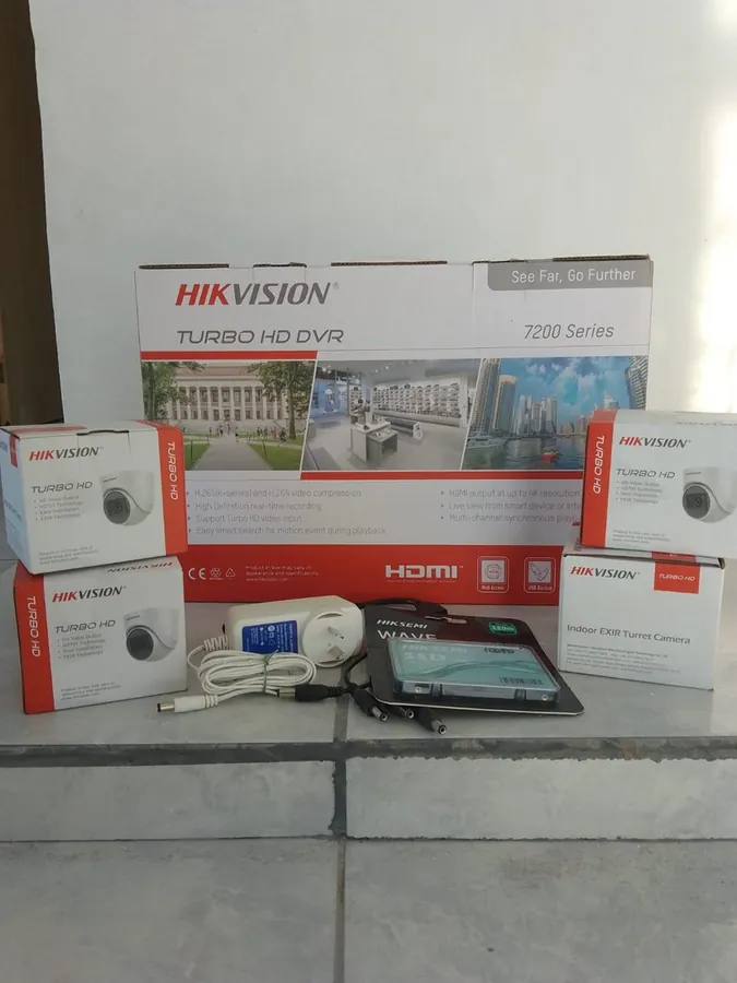 Kit Hikvision Turbo HD 7200 Series desempacado: DVR, cámaras EXIR y SSD